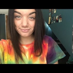 Meet your Posher, Destinee